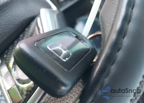 2016 Honda Civic Ex z USA, uszkodzony, nr VIN 2HGFC2F70GH547293